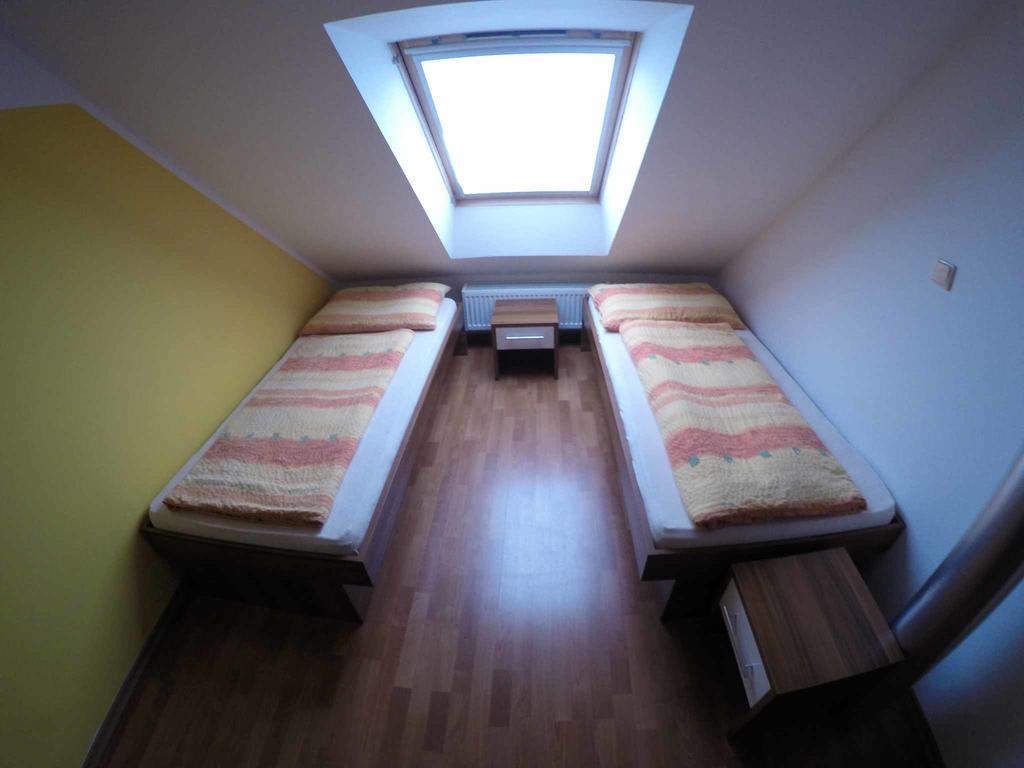 Penzion U Holuba Hradcovice Luaran gambar