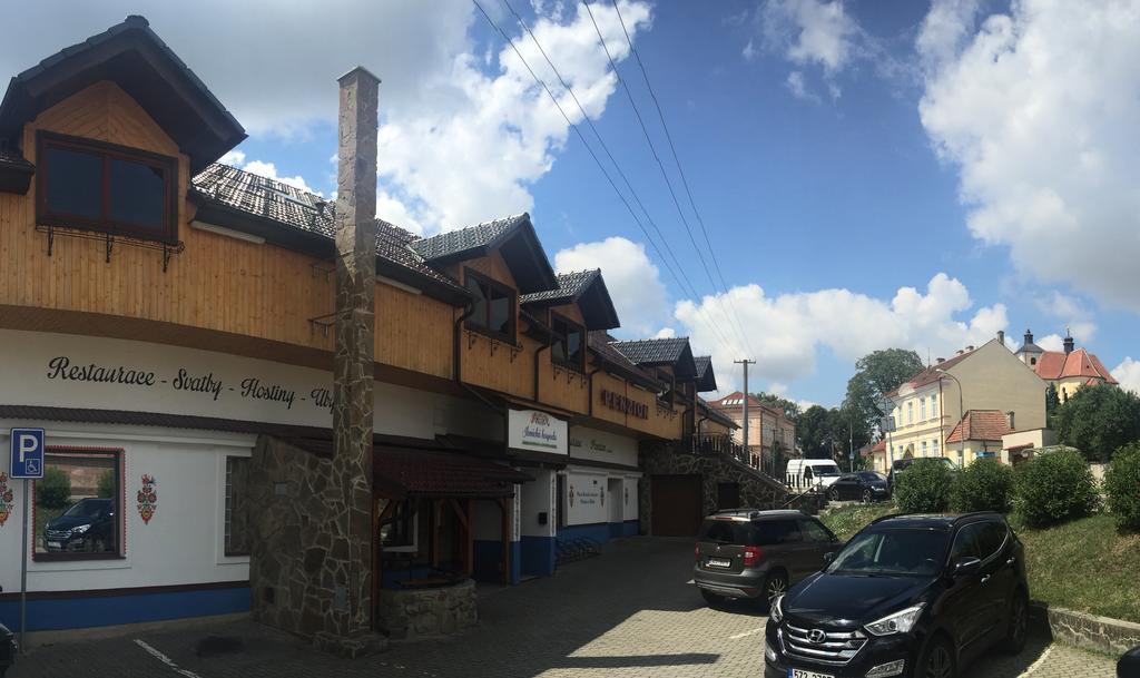 Penzion U Holuba Hradcovice Luaran gambar